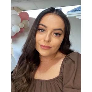 Meet your Posher, Kelly